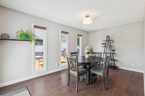 241 Allan Crescent Se, Calgary, AB - Indoor Photo Showing Dining Room