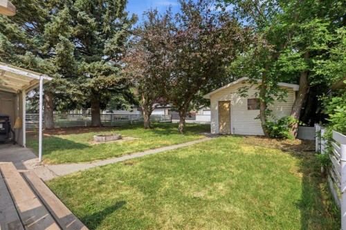 636 55 Avenue Sw, Calgary, AB - Outdoor