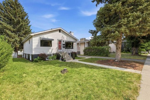 636 55 Avenue Sw, Calgary, AB - Outdoor