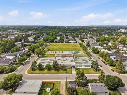 636 55 Avenue Sw, Calgary, AB - Outdoor With View