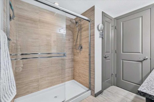3111-310 Mckenzie Towne Gate Se, Calgary, AB - Indoor Photo Showing Other Room