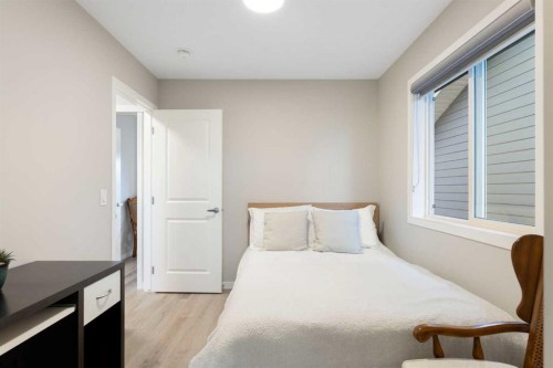 1021 Mahogany Boulevard Se, Calgary, AB - Indoor Photo Showing Bedroom