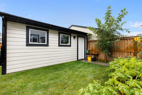 1021 Mahogany Boulevard Se, Calgary, AB - Outdoor