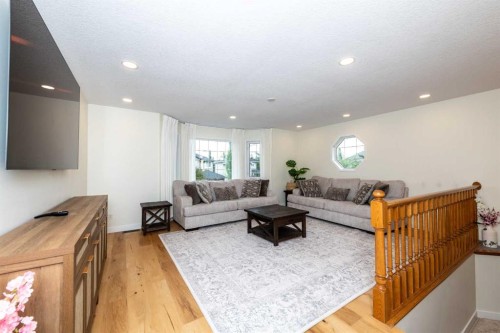 77 Citadel Ridge Green Nw, Calgary, AB - Indoor Photo Showing Living Room