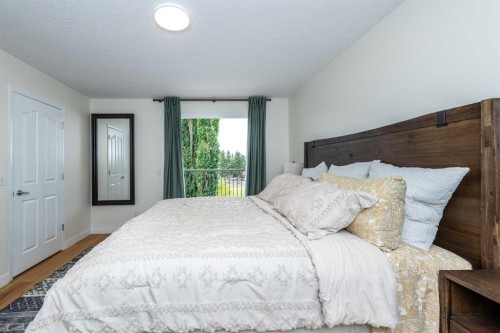 77 Citadel Ridge Green Nw, Calgary, AB - Indoor Photo Showing Bedroom