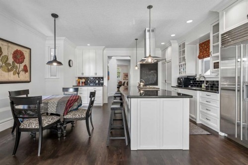 3922 16A Street Sw, Calgary, AB - Indoor Photo Showing Other Room