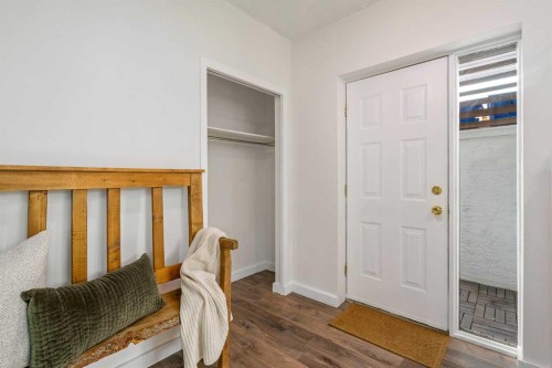 2-116 First Street, Cochrane, AB - Indoor Photo Showing Other Room