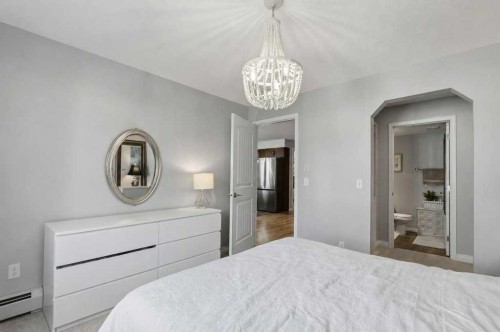 3301-10 Country Village Park Ne, Calgary, AB - Indoor Photo Showing Bedroom
