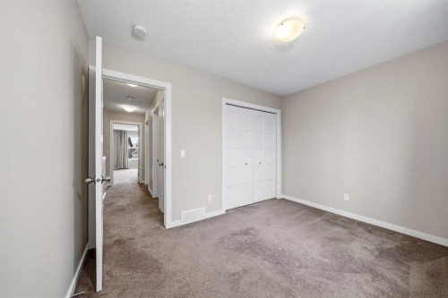 75 Legacy Glen Row Se, Calgary, AB - Indoor Photo Showing Other Room