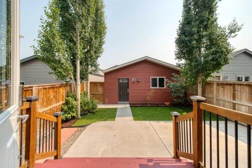 75 Legacy Glen Row Se, Calgary, AB - Outdoor With Exterior