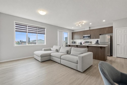 260 Carringham Way Nw, Calgary, AB - Indoor