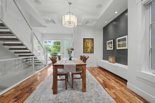 2027 42 Avenue Sw, Calgary, AB - Indoor Photo Showing Dining Room