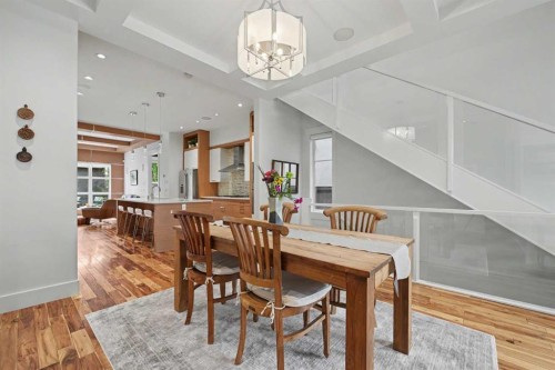 2027 42 Avenue Sw, Calgary, AB - Indoor Photo Showing Dining Room