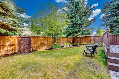 24 Sun Harbour Place Se, Calgary, AB - Outdoor