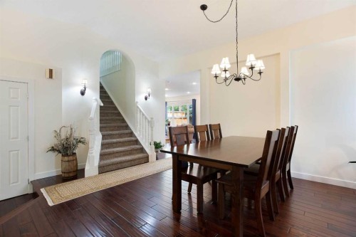24 Sun Harbour Place Se, Calgary, AB - Indoor Photo Showing Dining Room