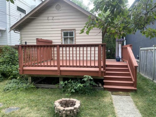 429 10 Street Ne, Calgary, AB - Outdoor With Deck Patio Veranda