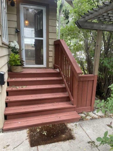 429 10 Street Ne, Calgary, AB - Outdoor With Exterior