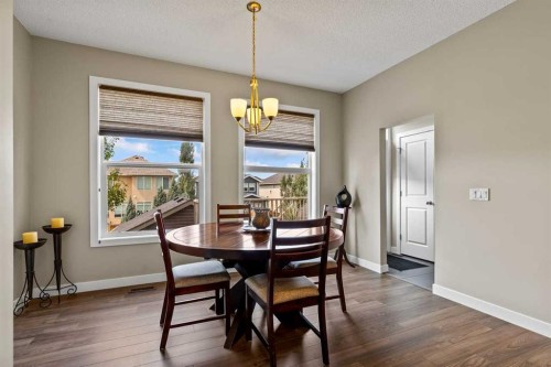 579 Evanston Drive Nw, Calgary, AB - Indoor Photo Showing Dining Room