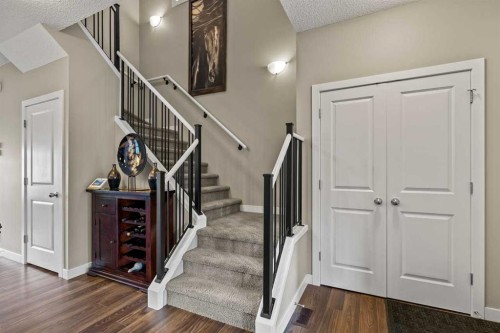 579 Evanston Drive Nw, Calgary, AB - Indoor Photo Showing Other Room