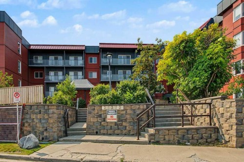 414-333 Garry Crescent Ne, Calgary, AB - Outdoor With Balcony