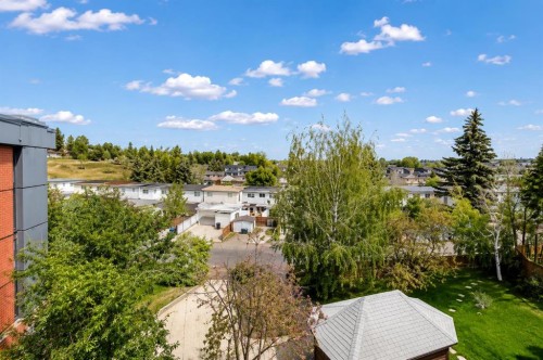 414-333 Garry Crescent Ne, Calgary, AB - Outdoor With View