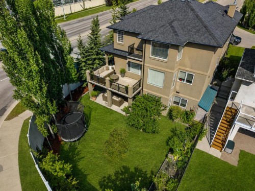 40 Sienna Park Crescent Sw, Calgary, AB - Outdoor