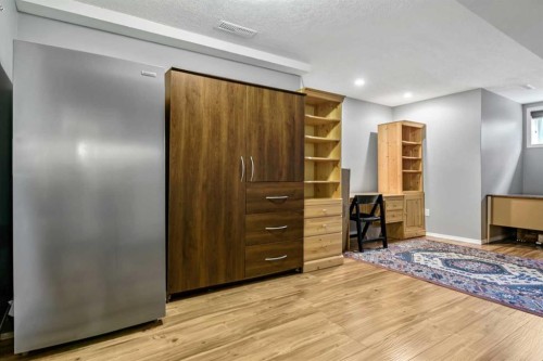 416 Silverado Range Heights Sw, Calgary, AB - Indoor Photo Showing Other Room