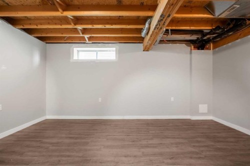 91 Hidden Crescent Nw, Calgary, AB 