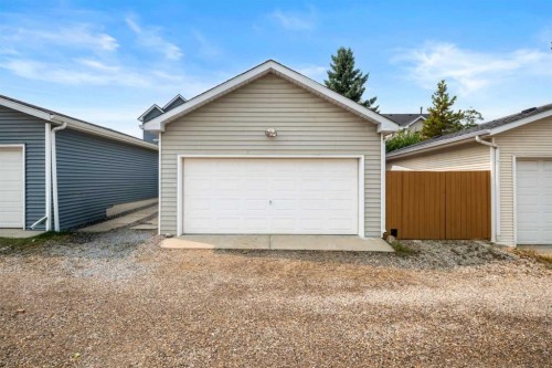 91 Hidden Crescent Nw, Calgary, AB 