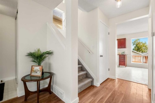 91 Hidden Crescent Nw, Calgary, AB 