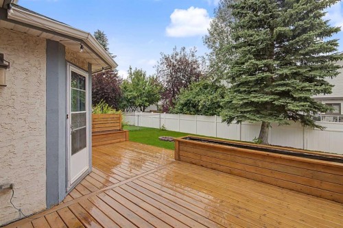 61 Wood Valley Road Sw, Calgary, AB - Outdoor