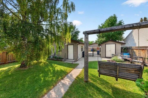 1837 Meadowbrook Drive Se, Airdrie, AB - Outdoor