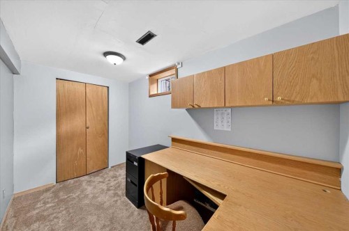 1837 Meadowbrook Drive Se, Airdrie, AB - Indoor Photo Showing Other Room