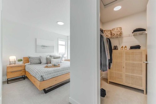 839 Belmont Drive Sw, Calgary, AB - Indoor Photo Showing Bedroom