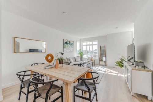839 Belmont Drive Sw, Calgary, AB - Indoor Photo Showing Dining Room