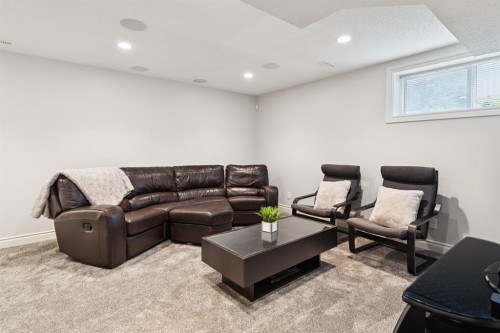 97 Tanner Close Se, Airdrie, AB - Indoor