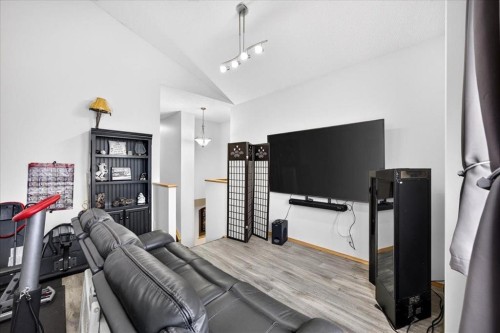 2745 Coopers Manor Sw, Airdrie, AB - Indoor