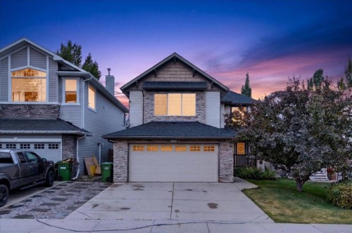 2745 Coopers Manor Sw, Airdrie, AB - Outdoor With Facade