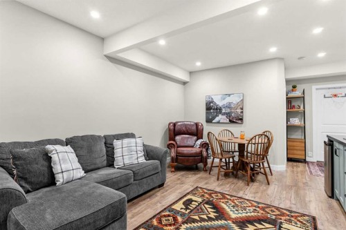19 Sunset Circle, Cochrane, AB - Indoor