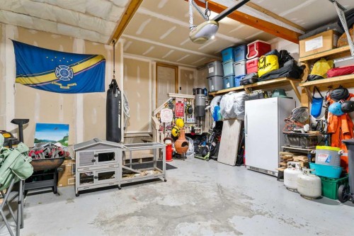 19 Sunset Circle, Cochrane, AB - Indoor