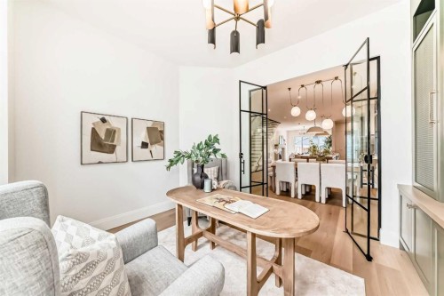 1612 49 Avenue Sw, Calgary, AB - Indoor