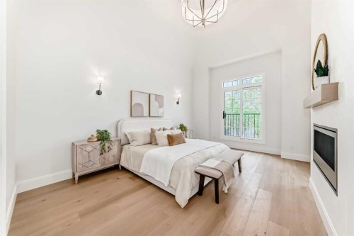 1612 49 Avenue Sw, Calgary, AB - Indoor Photo Showing Bedroom