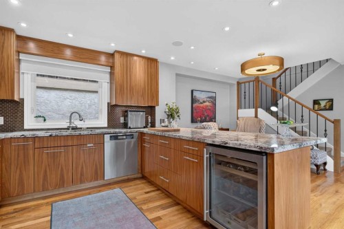 6-1726 8 Avenue Nw, Calgary, AB - Indoor Photo Showing Kitchen With Upgraded Kitchen