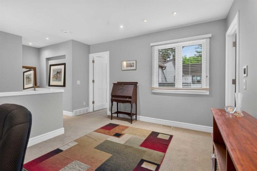6-1726 8 Avenue Nw, Calgary, AB - Indoor