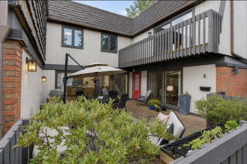 6-1726 8 Avenue Nw, Calgary, AB - Outdoor With Balcony