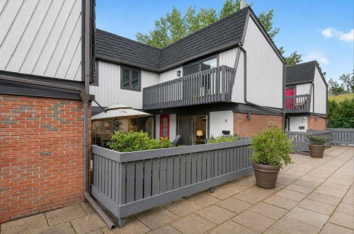 6-1726 8 Avenue Nw, Calgary, AB - Outdoor With Balcony With Exterior