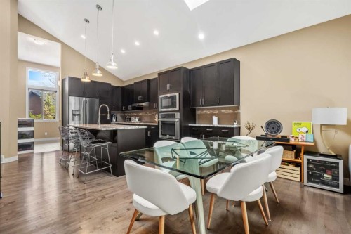 63 Cortina Villas Sw, Calgary, AB - Indoor Photo Showing Other Room