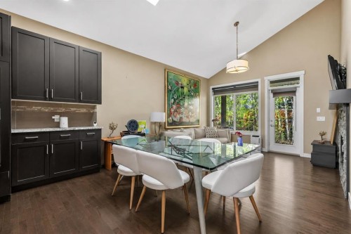 63 Cortina Villas Sw, Calgary, AB - Indoor Photo Showing Dining Room