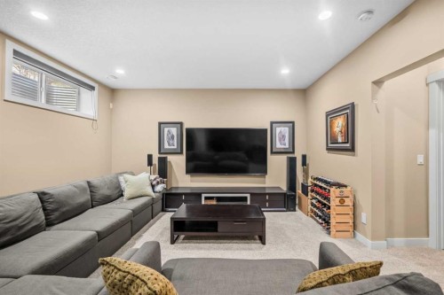 63 Cortina Villas Sw, Calgary, AB - Indoor Photo Showing Other Room