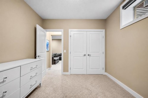 63 Cortina Villas Sw, Calgary, AB - Indoor